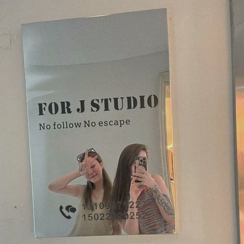 ins店招不锈钢镜面广告牌韩风创意网红拍照打卡门牌服装招牌定制 - 图2