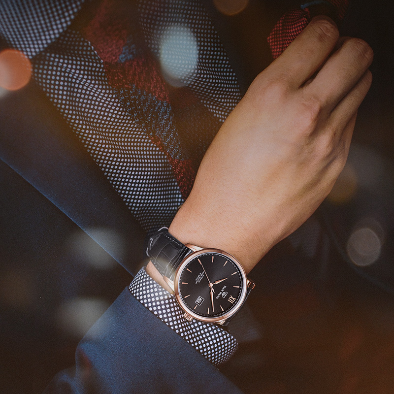 天王表男表自动机械表商务休闲皮带腕表品牌手表正品分期购5999