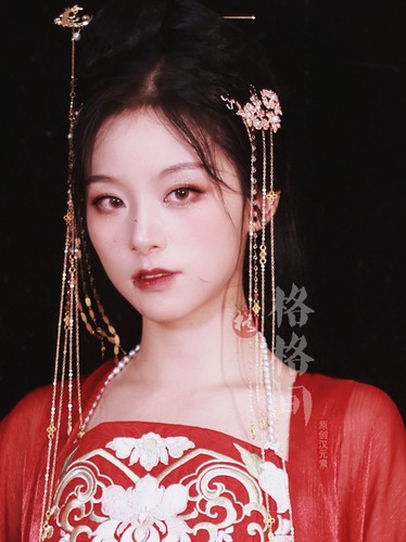 格格间原创设计【流云】铜流苏宝石发冠发钗步摇掩鬓古风汉服配饰 - 图2