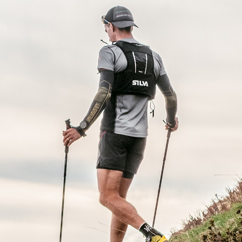 瑞典SILVA碳纤维Z字越野杖男女通用户外跑步运动登山越野跑比赛装