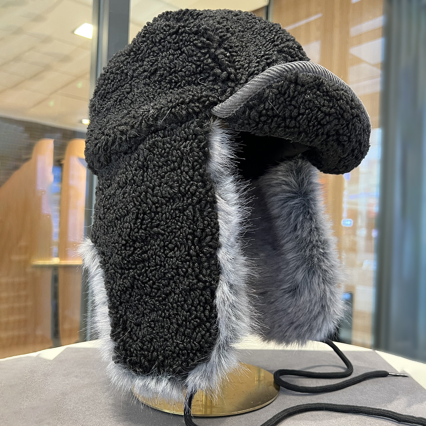 羊羔绒毛绒系带护耳雷锋帽子女2025冬季新款加厚保暖东北套头帽潮,淘宝优惠券,粉丝福利购,淘宝优惠卷