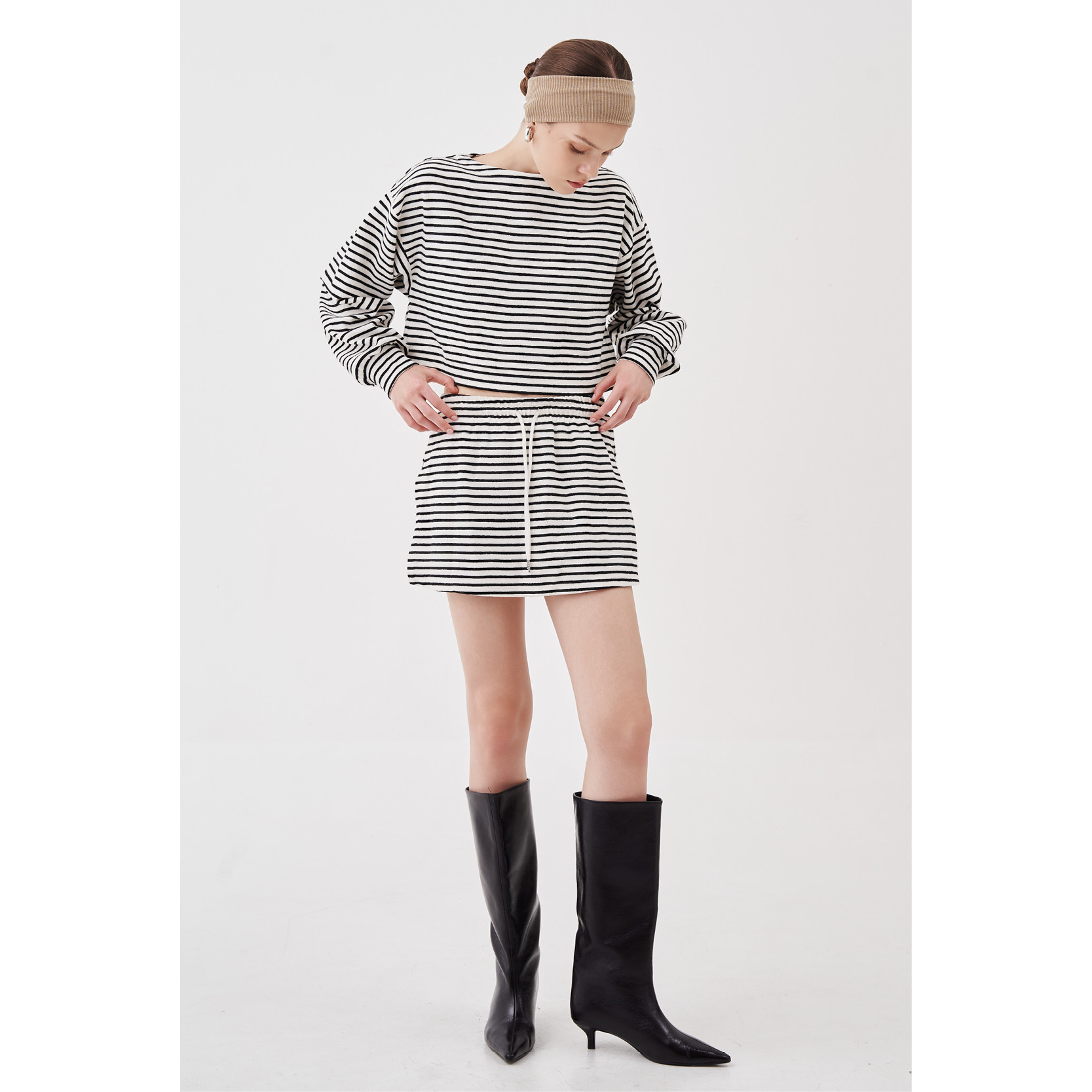 OTHERSTORE 经典条纹 一整套时尚穿搭套头条纹卫衣女抽绳休闲裤裙 - 图2