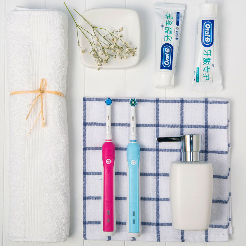 oralb欧乐b电动d16牙刷 OralB欧乐B电动牙刷