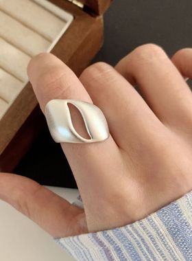 简约气质镂空不规则戒指女雾面哑光高级感时尚开口指环个性食指戒