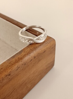 新中式镀银镂空花纹开口食指戒指