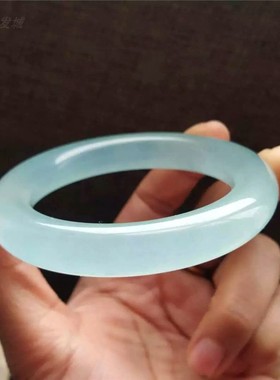 翡翠冰种手镯圆条全新水沫玉