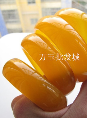玉手镯 新疆和田黄玉金丝玉戈壁玉鸡油黄加宽加厚 女款玉镯子包邮
