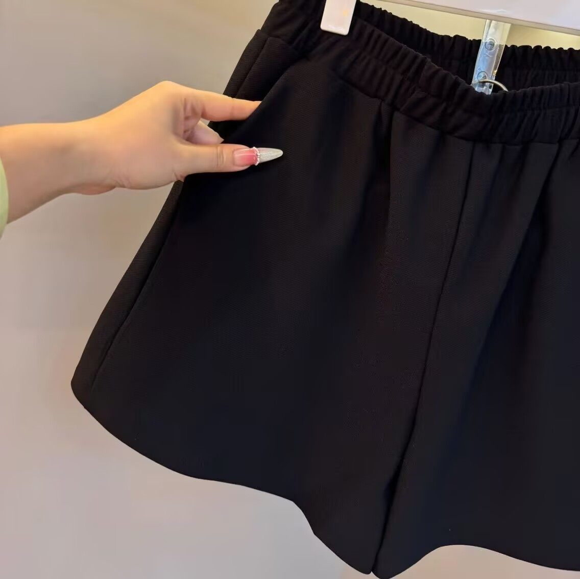 大码法式轻奢套装设计感重工艺钉珠无袖上衣+百搭显瘦裤子两件套,淘宝优惠券,粉丝福利购,淘宝优惠卷