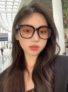 GM王嘉尔彭昱畅墨镜落日腮红眼镜