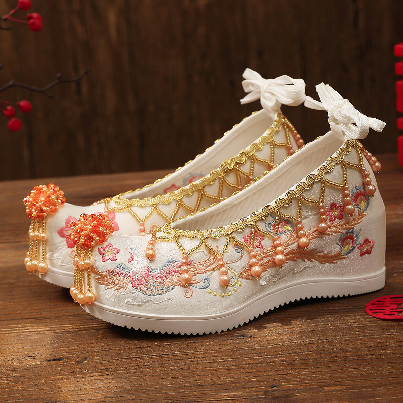 秀禾服婚鞋女中式金色搭配汉服鞋子成人内增高古风绣花鞋古装布鞋,淘宝优惠券,粉丝福利购,淘宝优惠卷