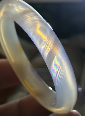 天然马料白冰俏色飘沙透七彩极光炫彩彩虹光虹膜玛瑙手镯56口径