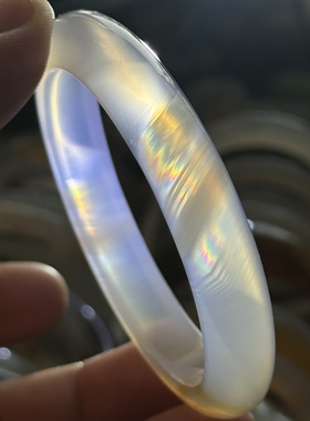 天然白冰俏色飘红沙七彩极光炫彩彩虹光虹膜玛瑙手镯透彩红韵58口