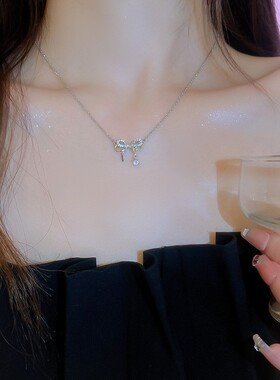 蝴蝶结锁骨链女夏季设计感小众轻奢冷淡风闪钻锆石水滴新款项链
