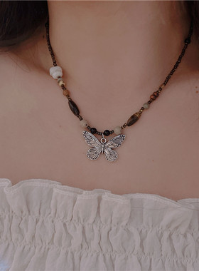 新中式天然石串珠蝴蝶项链女生高级感锁骨链复古银色醒狮吊坠