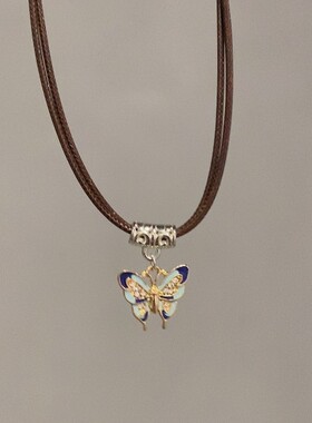 y2k辣妹复古蝴蝶吊坠项链2023年新款皮绳子潮酷百搭卫衣项圈项链