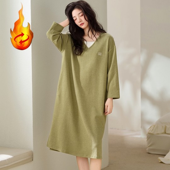 Chuzi Ni Yang De velvet autumn and winter soft long-sleeved dress