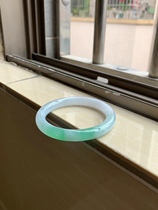 The natural emerald of the natural 