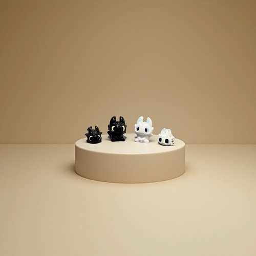 卡通可爱无牙仔挂件电动车装饰小配件电瓶车摩托车车载摆件小公仔 - 图0