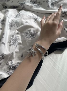 个性金属线条多层缠绕星星手镯女