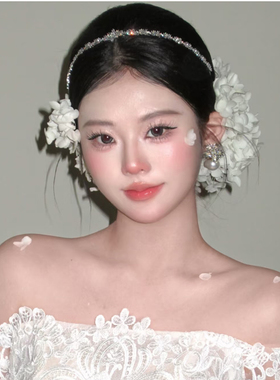 法式复古白色花瓣半花环发箍优雅新娘婚纱礼服头饰绣球永生花