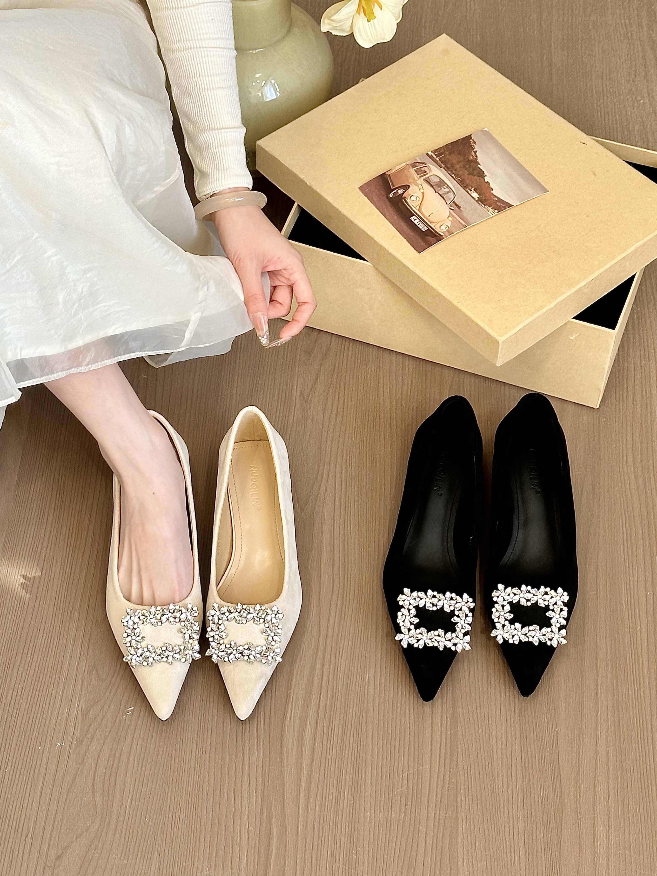 titing温柔春日杏！气质绒面尖头水钻方扣浅口单鞋女春猫跟单鞋,淘宝优惠券,粉丝福利购,淘宝优惠卷