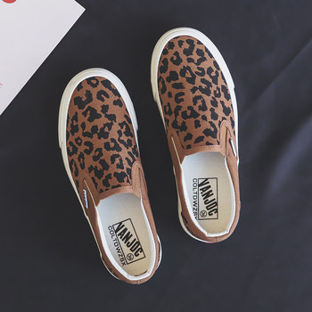 Versatile leopard print slip-on slip-on canvas shoes for women 2023 spring and summer new flat-soled Korean style women's fabric shoes