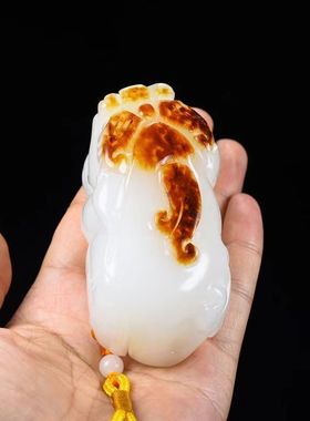 羊脂白玉貔貅手把件鸿运当头