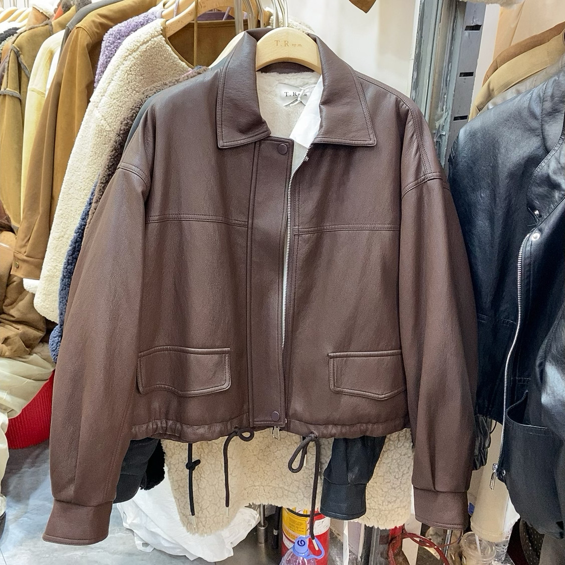 复古美拉德加绒皮衣外套女2025冬季新款下摆抽绳小个子机车服 - 图1