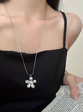 ins风抽拉花朵长款百搭毛衣链女