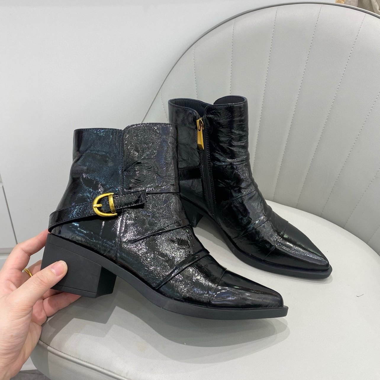 欧洲站女鞋2025秋季欧货真皮方头粗跟短靴褶皱套筒时装靴显瘦裸靴,淘宝优惠券,粉丝福利购,淘宝优惠卷