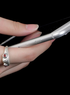 红色眼睛青蛙戒指男潮个性嘻哈风复古滴胶食指戒欧美高级感开口戒