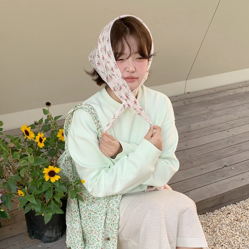 春暖花开~小清新碎花丝巾复古田园风方巾春夏新款氛围感三角头巾 - 图1