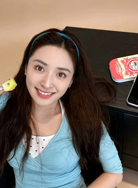 好显白！沈月同款湖蓝色缎面细款发箍2026新款女高级感压发卡发饰