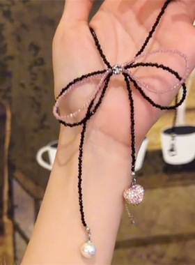 爱心珍珠系带蝴蝶结项链粉黑串珠