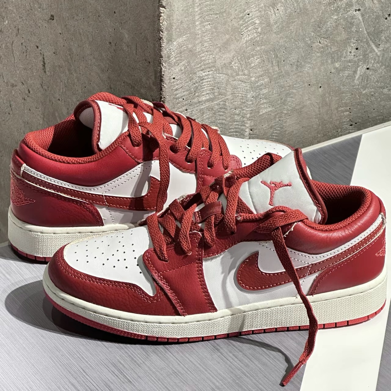 Nike/耐克 AirJordan 1 Low耐磨透气低帮篮球鞋女 黑绿DC0774-001