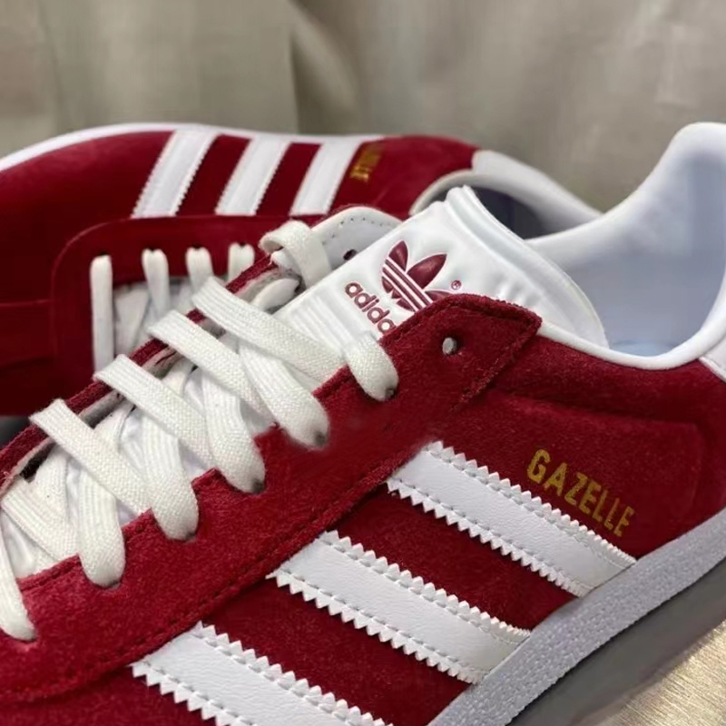 Adidas/阿迪达斯originals Gazelle 防滑轻便板鞋 男女款 IE2946 - 图2