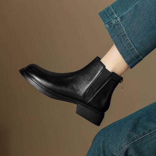 Suede cowhide brown short boots British style