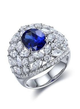 18K金镶嵌鸽血红宝石戒指