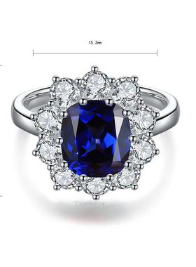 18K金镶嵌育红宝石戒指