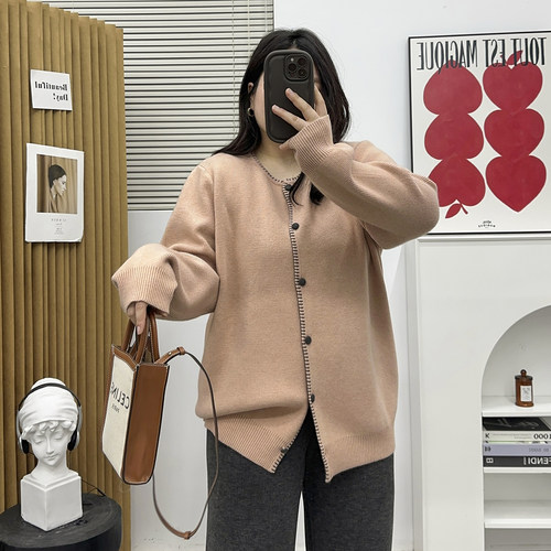 大码女装胖mm法式圆领明线针织开衫毛衣2024秋冬宽松显瘦百搭上衣 - 图2