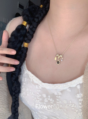 虎眼石方牌珠珠吊坠钛钢项链复古气质轻奢小众美拉德秋冬毛衣链