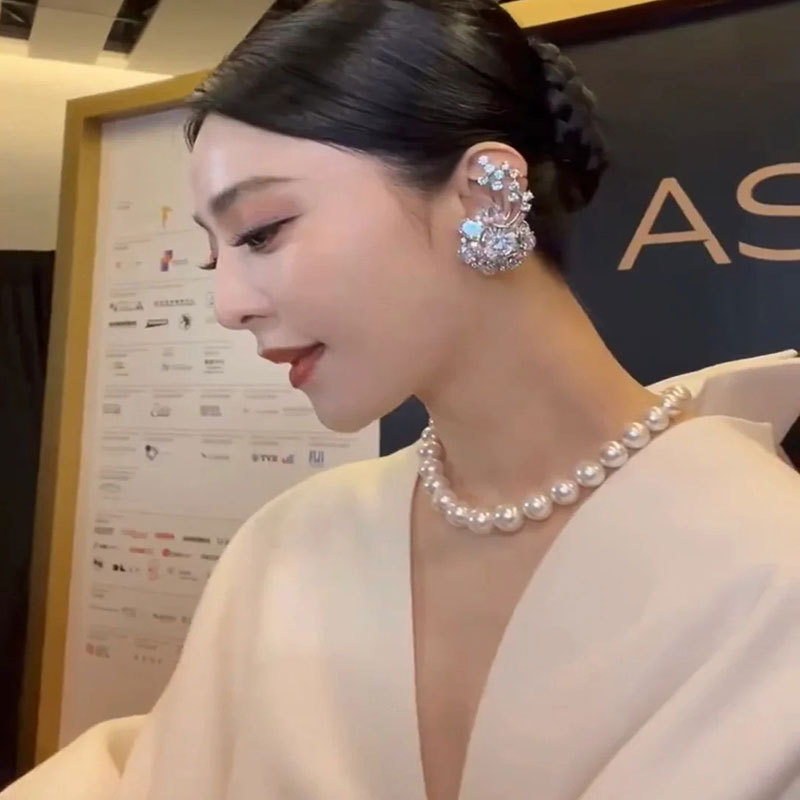 毛衣链百搭澳白珍珠项链女不掉色秋冬高级感小众串珠锁骨颈链饰品 - 图0