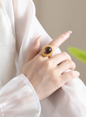 时尚经典繁花戒指黄金色气质轻奢大气点钻高级镶嵌食指戒古法宫廷