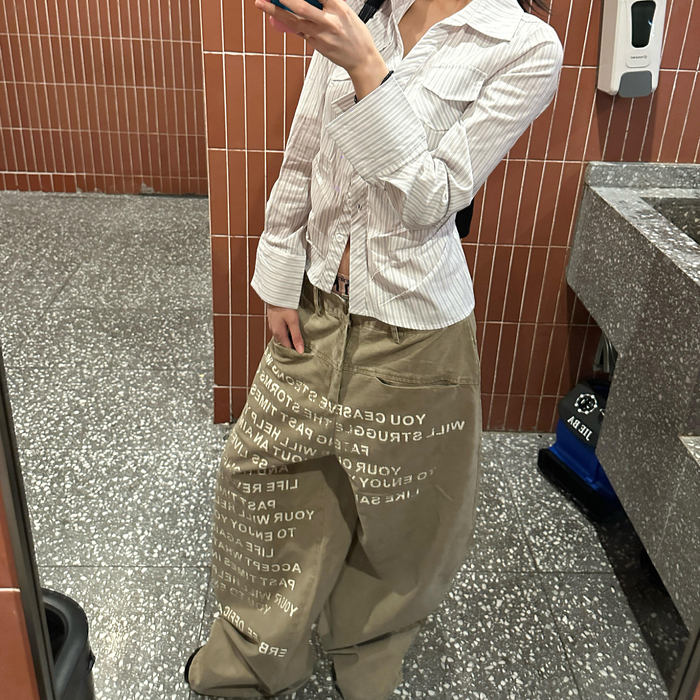 大码美式复古字母印花弯刀牛仔裤女潮牌高街宽松显瘦垂感阔腿长裤,淘宝优惠券,粉丝福利购,淘宝优惠卷