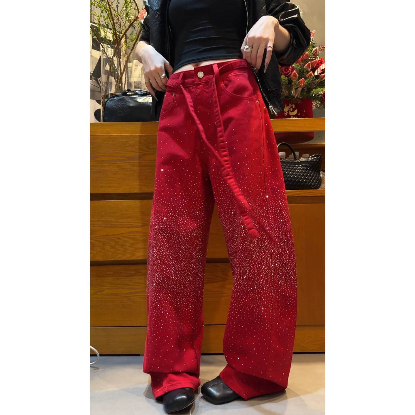 美式vibe大码复古满天星烫钻牛仔裤女春季新款宽松显瘦垂感弯刀裤,淘宝优惠券,粉丝福利购,淘宝优惠卷