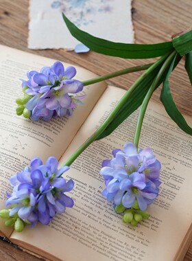手感保湿香雪兰仿真花客厅餐桌摆设家居胶片假花花束插花装饰摆件