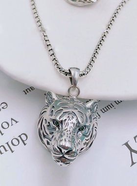 925纯银饰品呆萌虎头吊坠个性创意朋克街头青春感性独特项链挂件