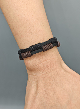 网红男士手饰简约复古编织皮革手链时尚小众设计学生饰品可调手环