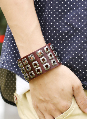 网红热销饰品复古三排四方钉朋克男士手链欧美新款