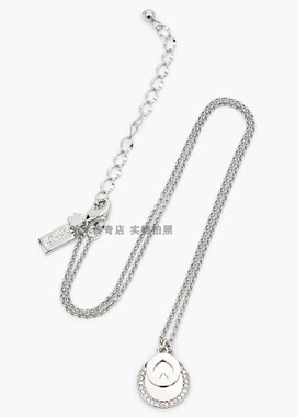 圆盘桃心短款锁骨链Spot The Spade Pave Charm Pendant Necklace